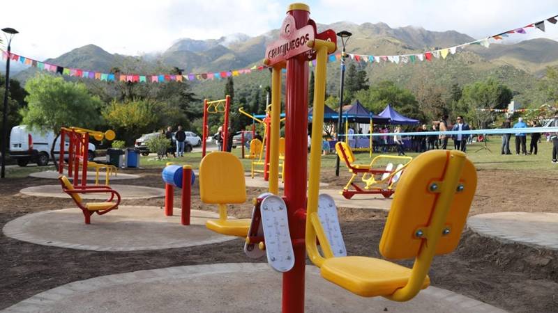 Plaza saludable en Villa de Merlo, San Luis